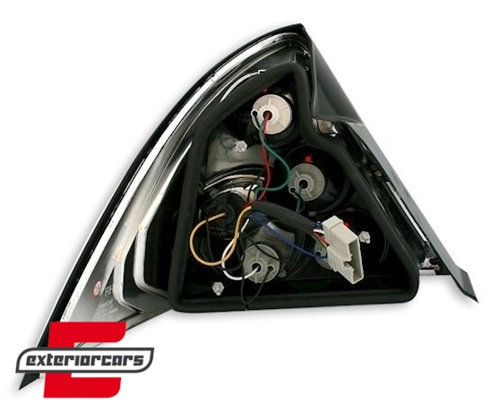 Stražnja svjetla (chrome) / Ford Mondeo 3 limuzina hatchback (2000-2007), LTFO21