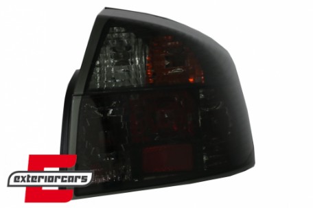Stražnja svjetla (crna) / Audi A4 B6 limuzina (2001-2004), LTAU14
