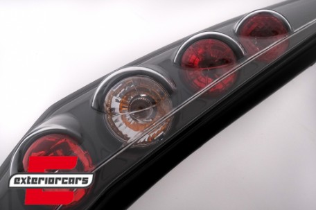 Stražnja svjetla (crna) / Fiat Punto 2 Hatchback (1999-06.2003), LTFI10