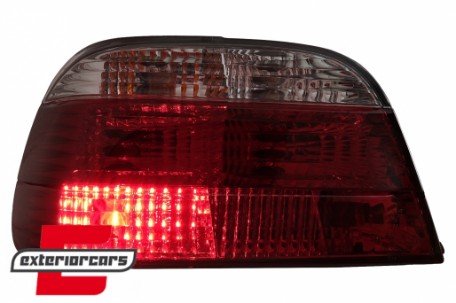 Stražnja svjetla (crvena/kristal) / BMW serije 7 E38 limuzina (1994-2001), LTBM41