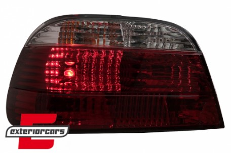 Stražnja svjetla (crvena/kristal) / BMW serije 7 E38 limuzina (1994-2001), LTBM41