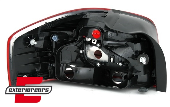 Stražnje svjetlo (desna strana) / Audi A3 8P (06.2010-08.2012), 11-12073-01-2