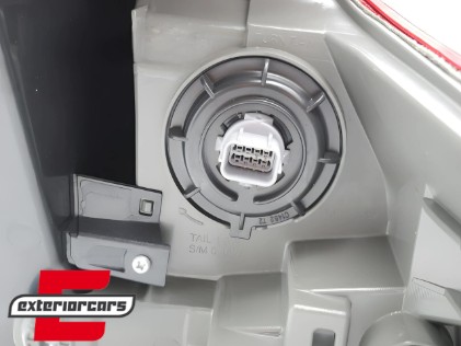 Stražnje svjetlo LED (desna strana) / Honda CR-V V (2017-2023), RHO02R