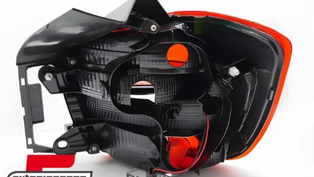 Stražnje svjetlo LED (lijeva strana) / BMW serije 1 F20 F21 (11.2010-01.2015), 11-12246-06-2