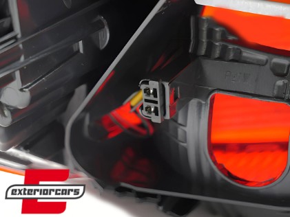 Stražnje svjetlo LED (lijeva strana) / BMW serije 3 F30 limuzina (10.2011-07.2015), 11-12276-06-2