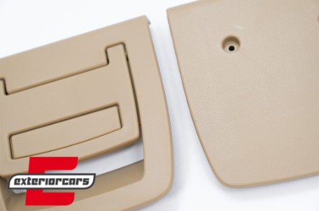 Unutarnja stražnja prostirka prtljažnika ručka tepiha (bež) / BMW serije 5 E61 (2003-2010) X5 E70 (2007-2013) X6 E71 E72 (2008-2015), RTHE70BJ
