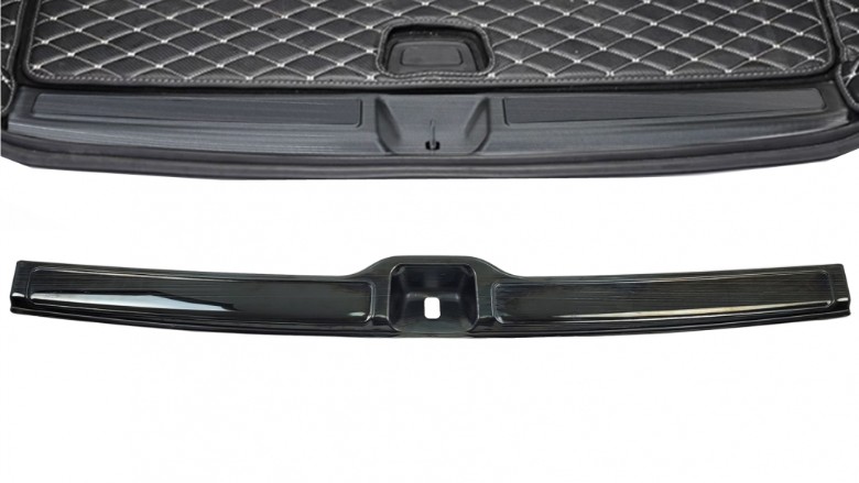 Unutarnja zaštita praga prtljažnika (crna) / Mercedes GLC SUV X253 (2015–2022), PRBMBX253CP