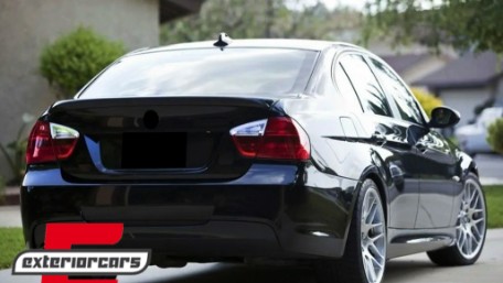 Zadnji branik M paket dizajn / BMW serije 3 E90 limuzina (2004-2008), ZTBM14