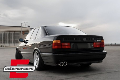 Zadnji branik M paket dizajn / BMW serije 5 E34 limuzina (1987-1995), RBBME34MT