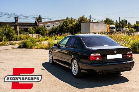 Zadnji branik M paket dizajn (PDC) / BMW serije 5 E39 (1995-2003), 5111951-2JOM