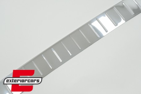 Zaštitna ploča zadnjeg branika - aluminijski poklopac / Volvo XC90 SUV P2 (2002-2014), FPVXC90