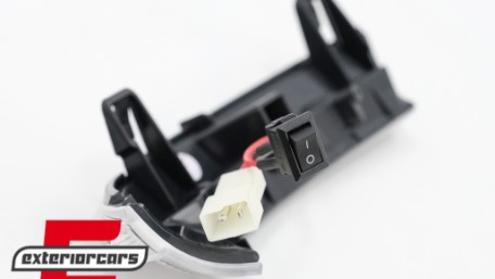 Žmigavci u retrovizoru LED SEQ (bijela) / VW Golf 5 6 Plus Jetta Passat Sharan Škoda Superb (2002-2008) Seat Alhambra (2009-2010), KBVW18